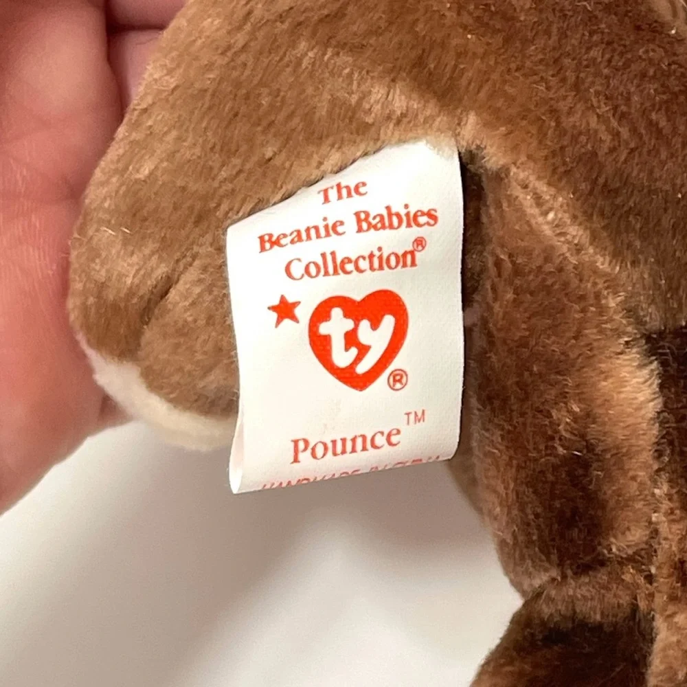 Ty Beanie Baby Pounce the Cat Stuffed Animal Brown